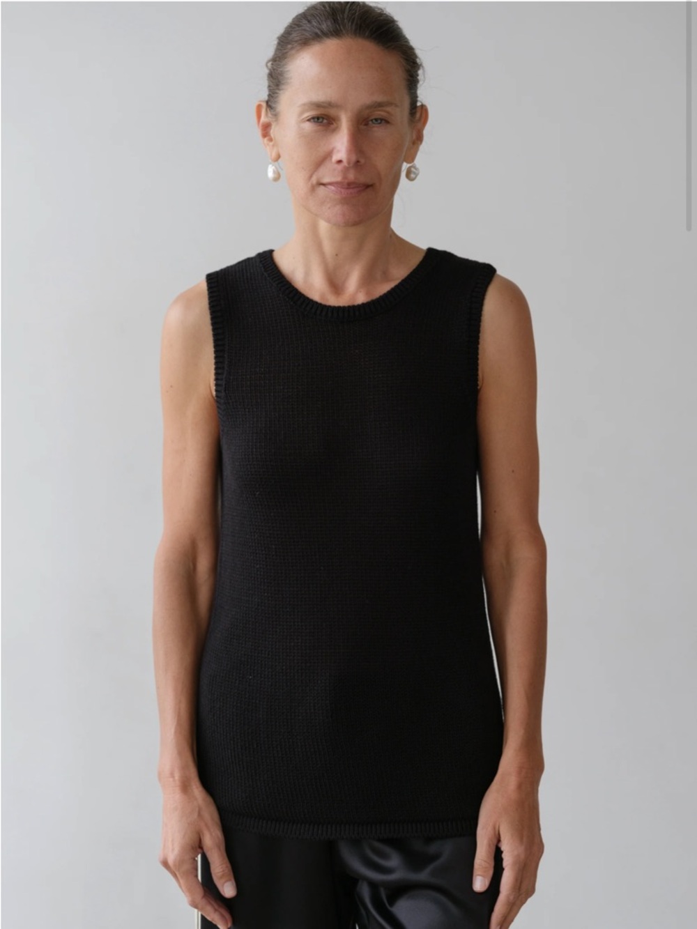 NWOT DONNI The Knit Shell